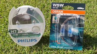 PHILIPS X-tremeVision H7 + OSRAM COOL BLUE W5W
