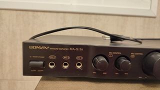 Amplificador Karaoke + 2 micrófonos