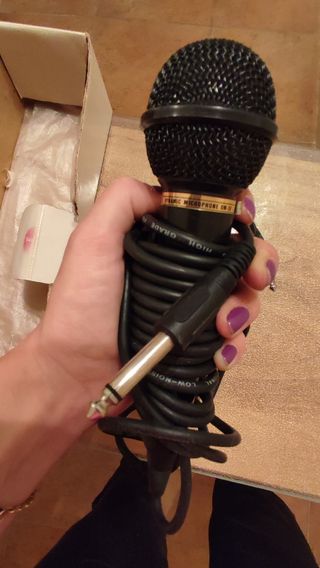 Amplificador Karaoke + 2 micrófonos