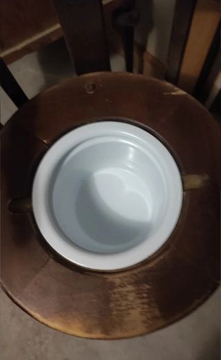 Sillón inodoro antiguo
