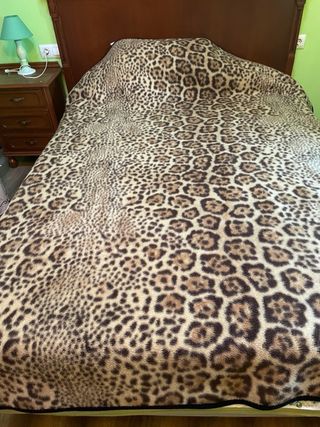 Manta, estampado animal