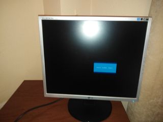 Monitor LG Flatron.17"