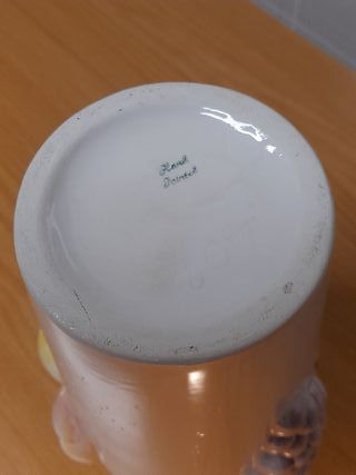 Jarro Decorativo Vintage em relevo com frutos.