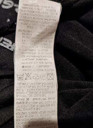 Top canottiera crop nero corto, tg. M fascia vita