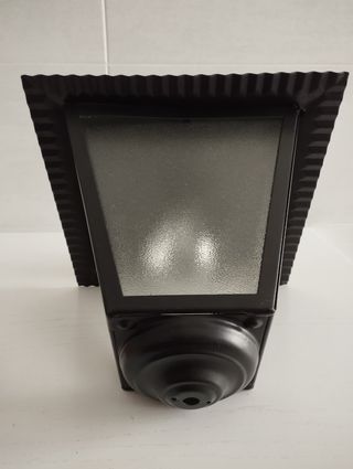 Farol metálico negro para exteriores