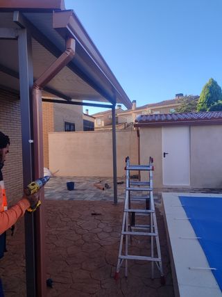 Canalones y bajantes de Aluminio