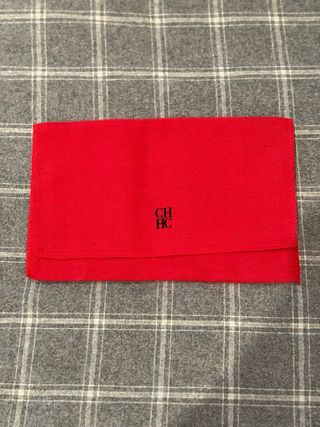 Cubre polvo Carolina Herrera