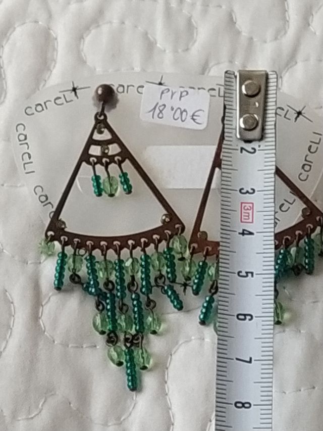 Pendientes largos verdes