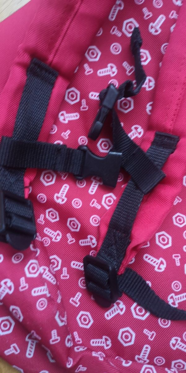 Mochila y gorro angry birds