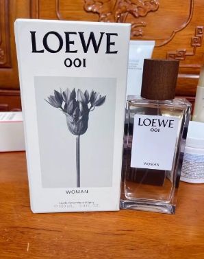 Perfume LOEWE totalmente nuevo