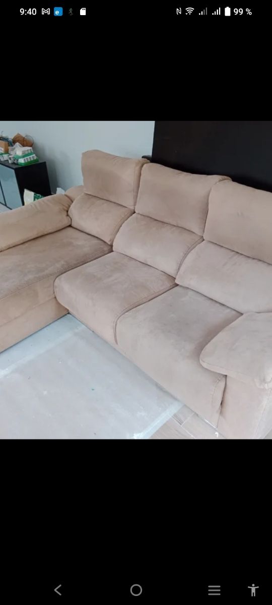 Sofá Chaislonge 3- 4 plazas.