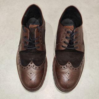 Zapato de piel para invierno. Hombre. 40