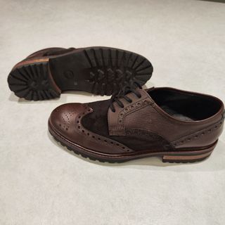Zapato de piel para invierno. Hombre. 40