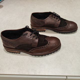 Zapato de piel para invierno. Hombre. 40