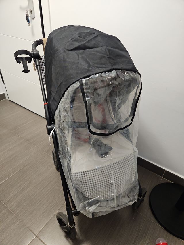 Protector carro lluvia