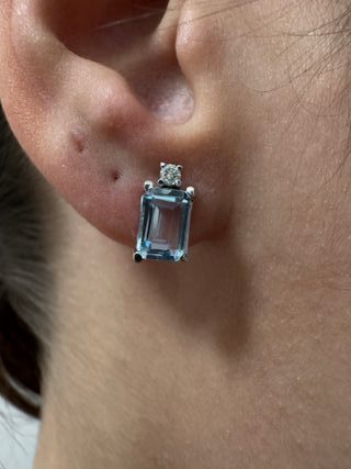 Pendientes de oro de 18 kt con topacios