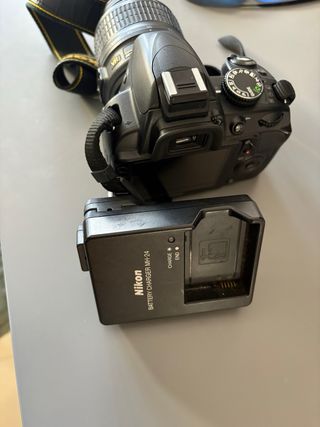 Camara reflex Nikon D3100