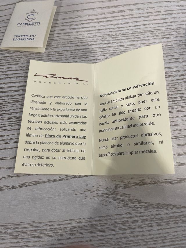 Juego bolígrafo y abrecartas con estuche