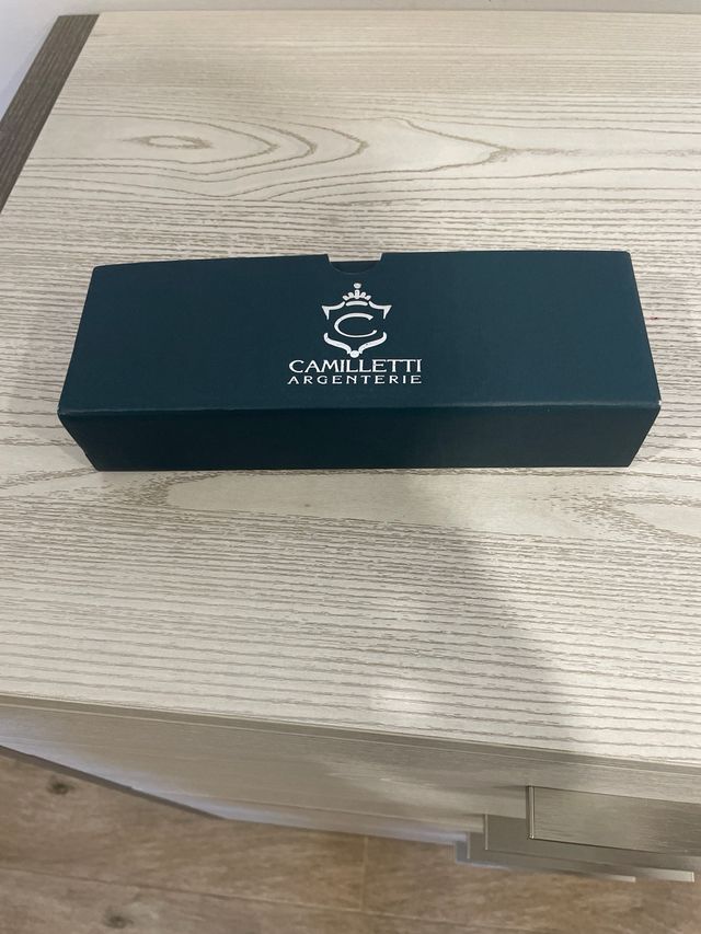 Juego bolígrafo y abrecartas con estuche