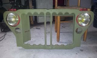 Mesa Jeep Willys MB con piezas originales