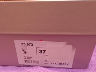 Sandalias adornos brillantes