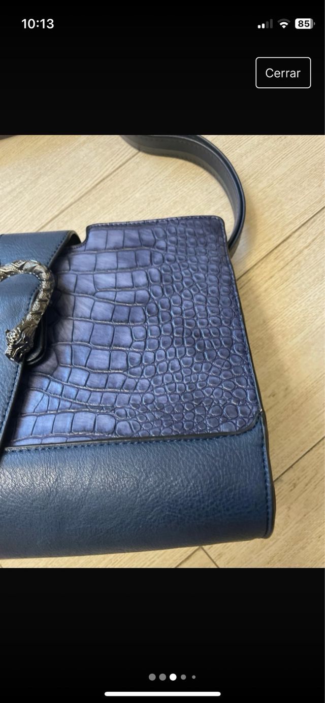 Bolso azul a estrenar y regalo foulard