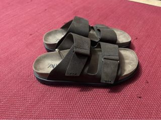 Sandalias cuero Zara