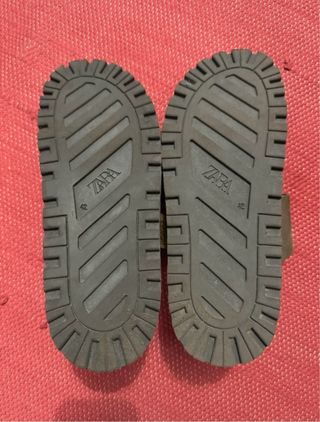 Sandalias cuero Zara