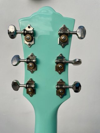 Guitarra Hollow body