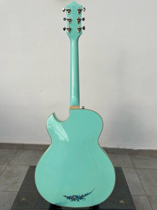 Guitarra Hollow body