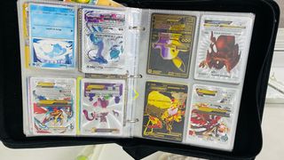Cartas y fundas pokemon todo  el lote