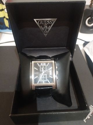 RELOJ CABALLERO GUESS SIN USAR.