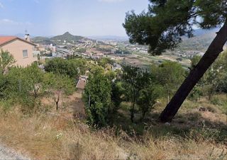 Solar en venta en Torre Baró en Barcelona