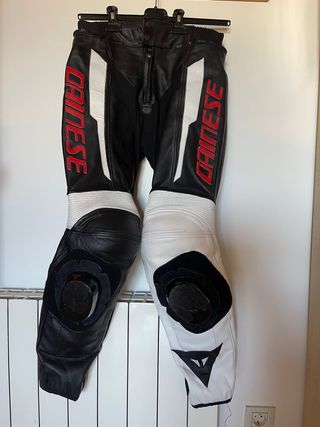Mono cuero Dainese