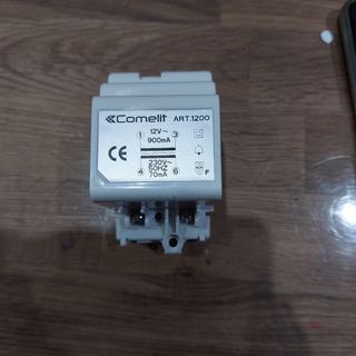 Alimentatore comelit 