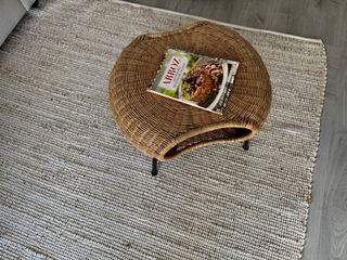 Mesa mimbre Ikea