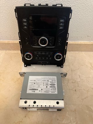 Frontal radio renault megane