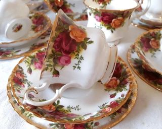 Lote de 6 trios Royal Albert Rosas de campo viejo