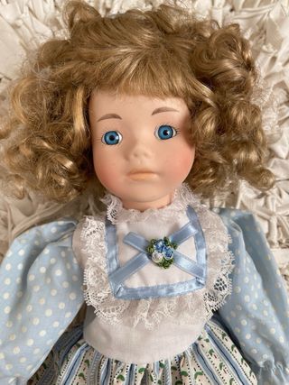 Muñeca de porcelana