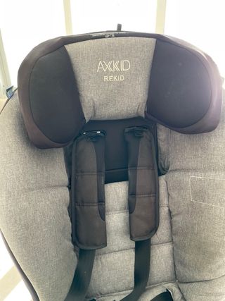 Sillita rekid, contramarcha y anclada al coche