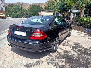 Mercedes-Benz  CLK 2005