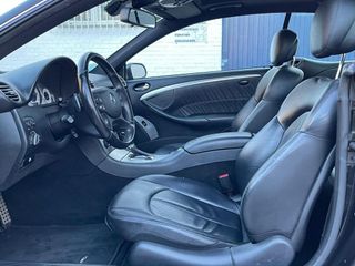 Mercedes-Benz  CLK 2005