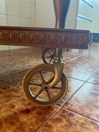 Carrito para licores antiguo