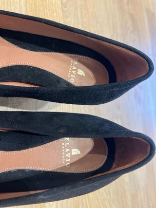 Zapato de salon ante negro FLAVIO. Talla 38