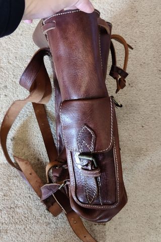 Mochila cuero