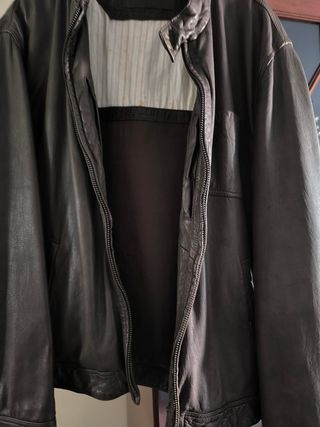 CAZADORA DE CUERO  HOMBRE