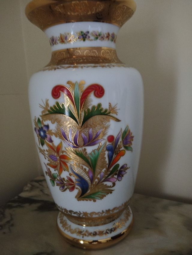 Jarrón de porcelana de Bohemia