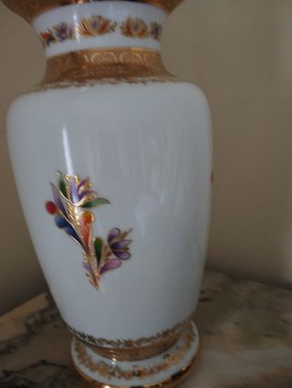 Jarrón de porcelana de Bohemia