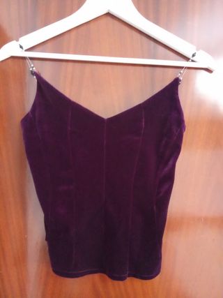 Conjunto de terciopelo corpiño y falda