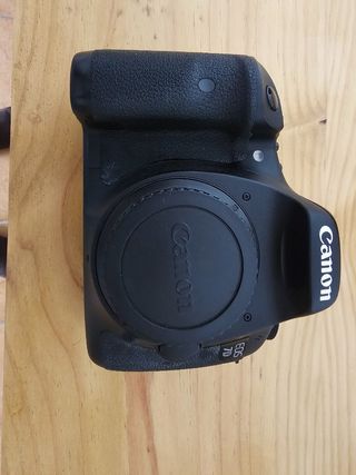 Equipo CANON 7D con objetivos